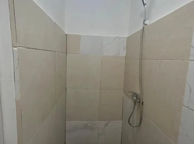 White Sandat 招待所